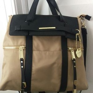 STEVE MADDEN BBLIP CONVERTIBLE BAG
